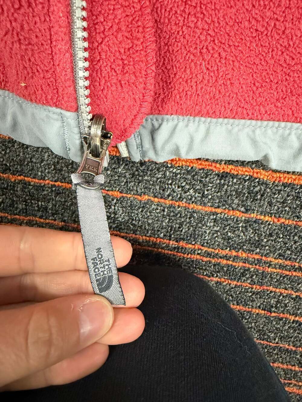 The North Face Women's Red and Gray Denali Full Zip Fleece Jacket - Picture 3 of 9